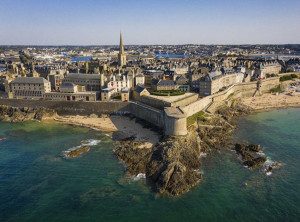 Immobilier en Bretagne : contraction des transactions et regain de tension sur les locations